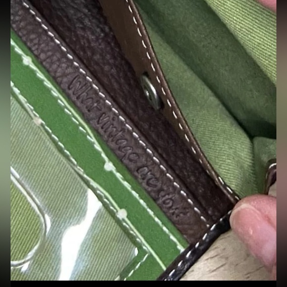 Fossil Women's Vintage Weekender Brown/Lime Leather Bi-Fold Long Wallet - Picture 7 of 12